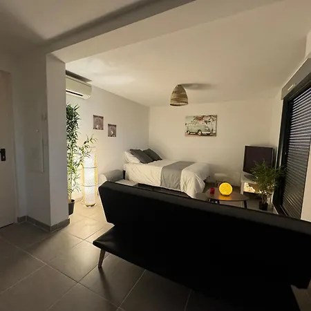 New Beach Apartment *