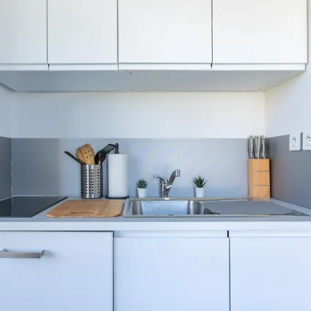 New Beach Apartment *